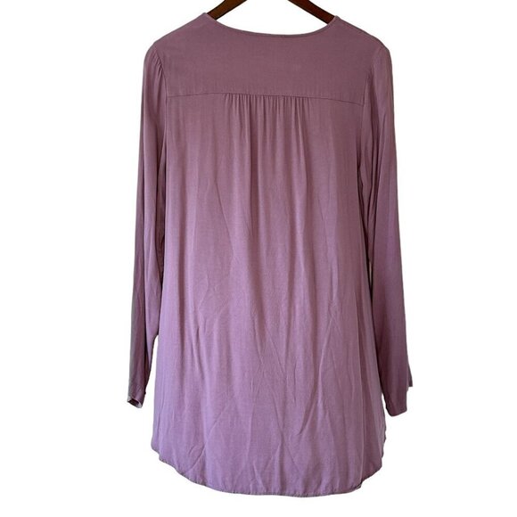 LOGO by Lori Goldstein Oversized Tunic Lilac Popover Henley Side Pockets  Size 8 - Picture 4 of 8